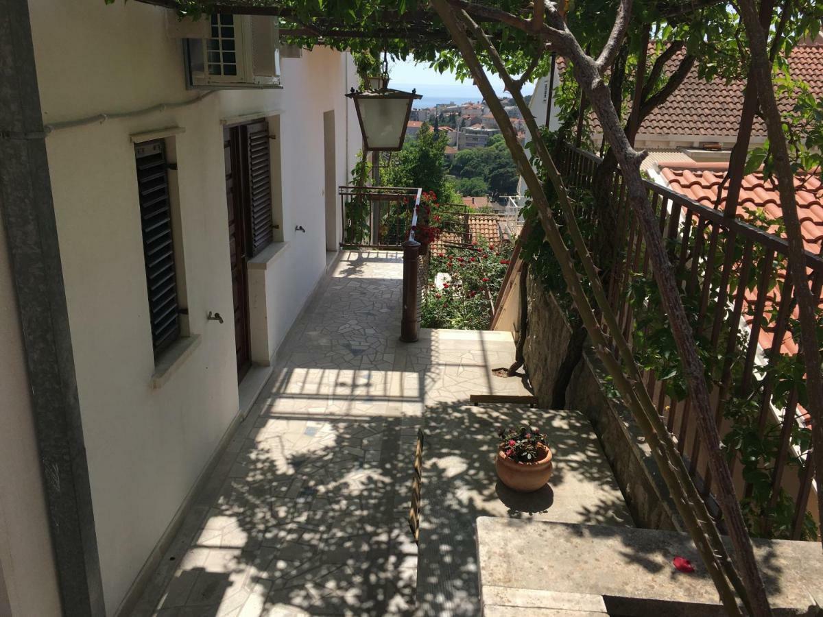 Luigi Apartments Ragusa Esterno foto
